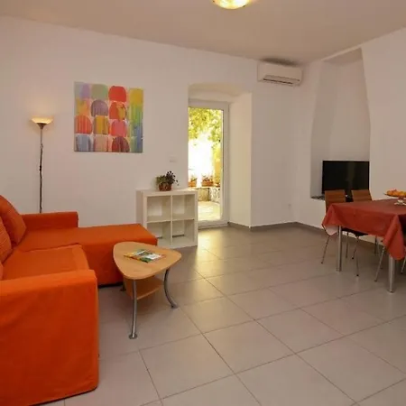 Apartman By The Sea Punat, Krk - 21298 *