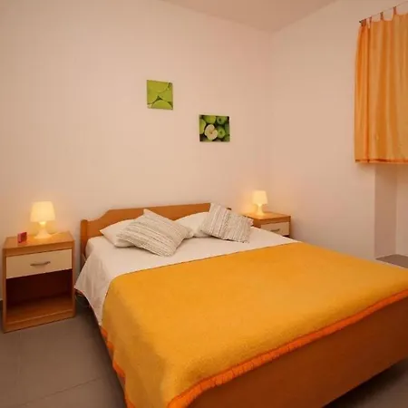 By The Sea Punat, Krk - 21298 Apartman